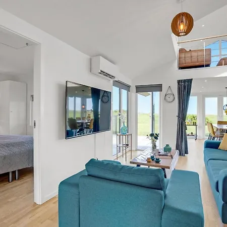 Holiday home 4 Bedroom Stunning In Skjern