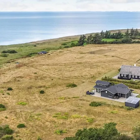 4 Bedroom Stunning In Skjern *
